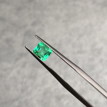 ギャラリービューアエメラルド 0.986ct (ソーティング付)【Americano/Macchinetta】に読み込んでビデオを見る