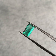 ギャラリービューアグリーントルマリン 2.330ct (ソーティング付)【Americano/Macchinetta】に読み込んでビデオを見る